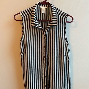 Striped sleeveless blouse